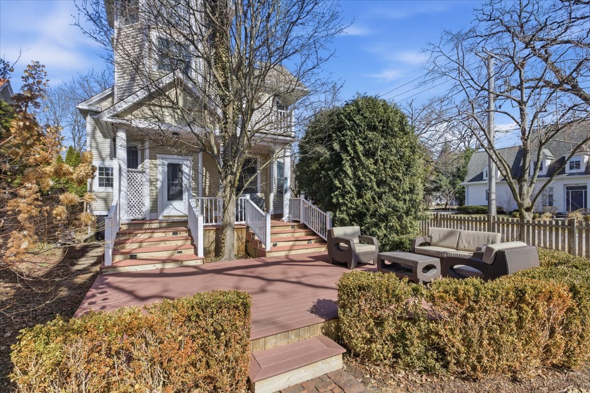 1004 Elm Street Winnetka, IL 60093 - Photo 34 of 41