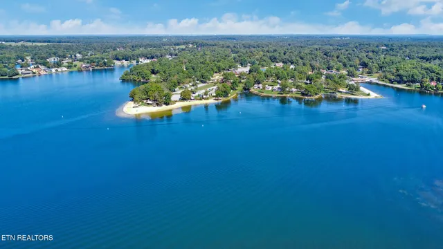 $854,900 | 9419 Cherokee Trail, Crossville, TN 38572