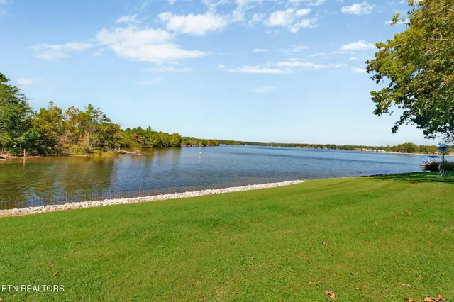 $854,900 | 9419 Cherokee Trail, Crossville, TN 38572