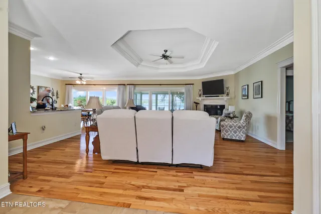 $854,900 | 9419 Cherokee Trail, Crossville, TN 38572