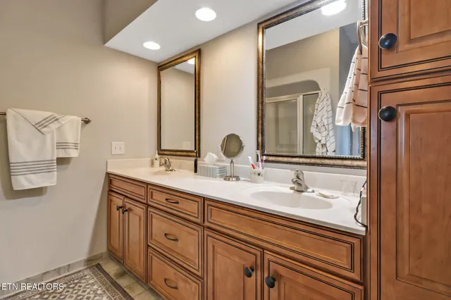 $854,900 | 9419 Cherokee Trail, Crossville, TN 38572