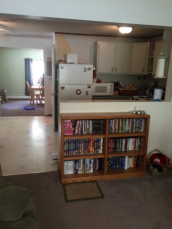 40 Barrows Road Worcester, MA 01609 - Photo 4 of 20 Gallery Image 4