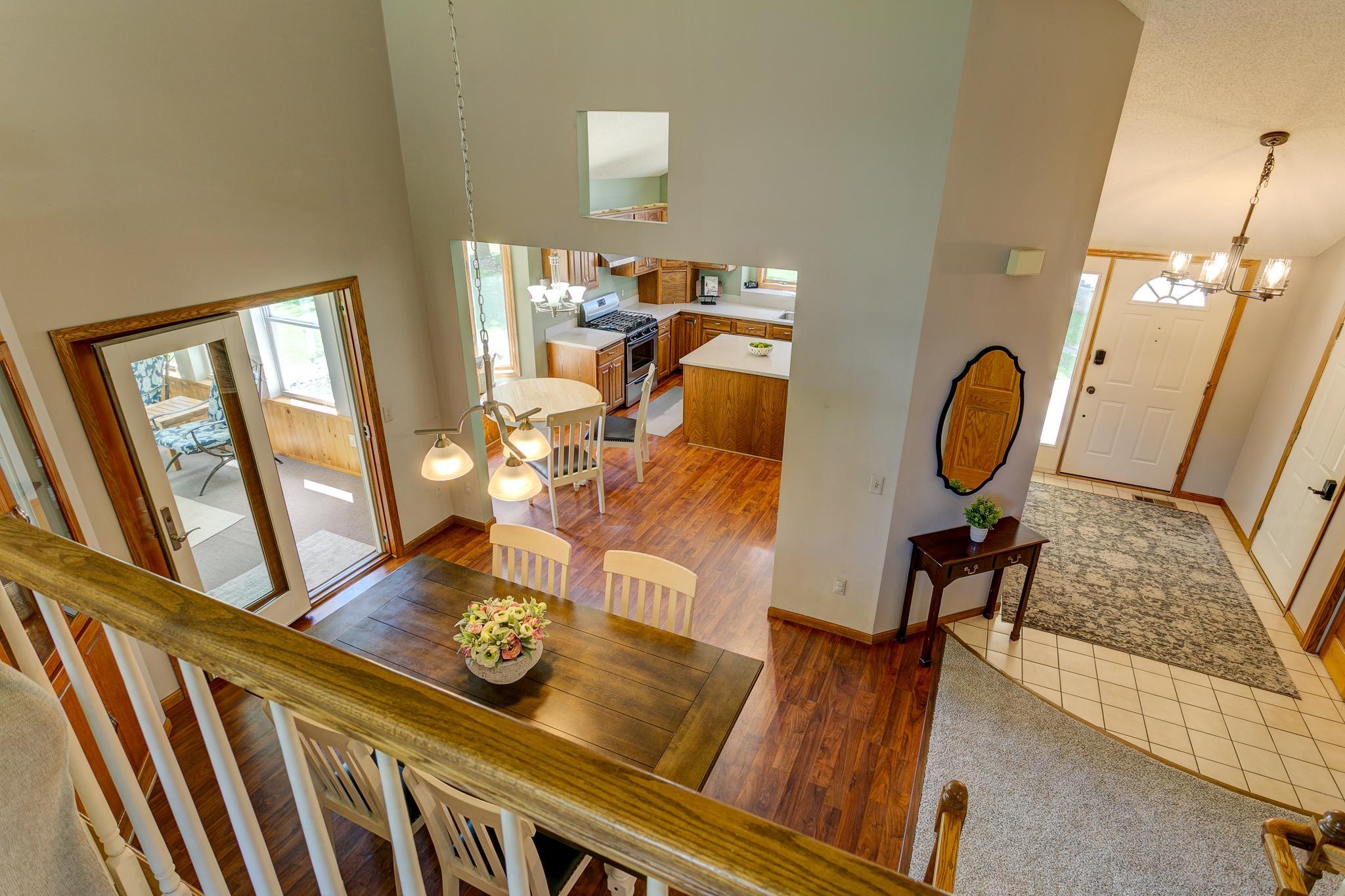 7488 Newbury Road Woodbury, MN 55125 - Photo 15 of 39