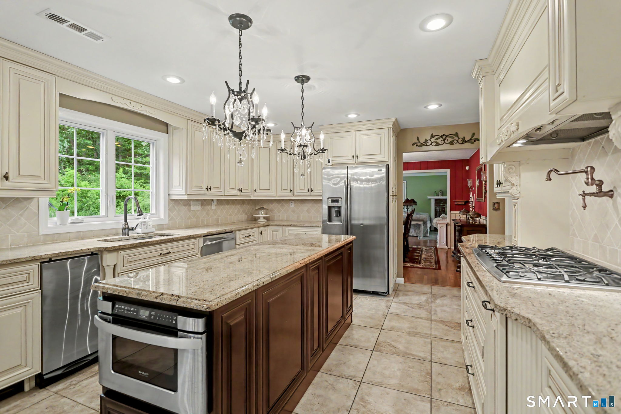 270 Wilson Road Easton, CT 06612 - Photo 10 of 39