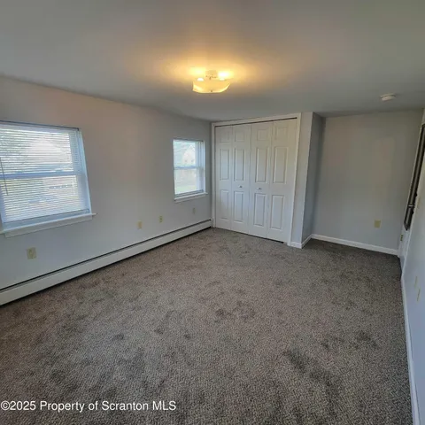 $1,200 | 1756 Nay Aug Avenue, Scranton, PA 18509