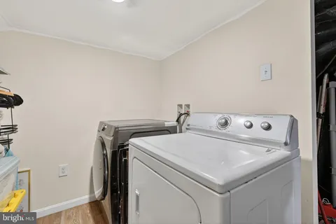 $659,900 | 103 South Jenkins Street, Alexandria, VA 22304