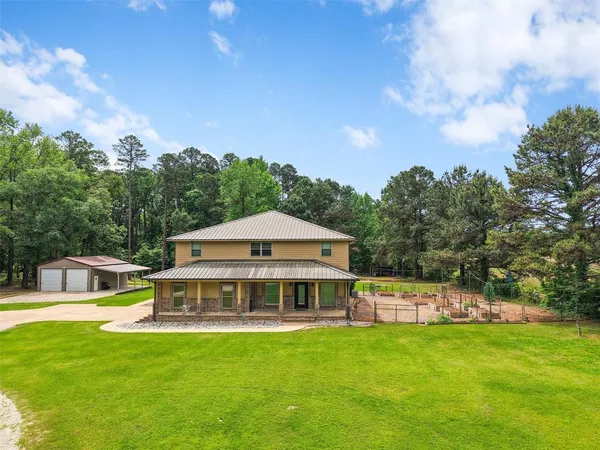$599,900 | 2976 Cr 217 Street East, Henderson, TX 75652