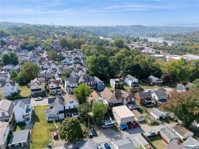 $230,000 | 435 Parker Street, Verona, PA 15147