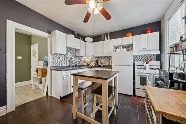 $230,000 | 435 Parker Street, Verona, PA 15147