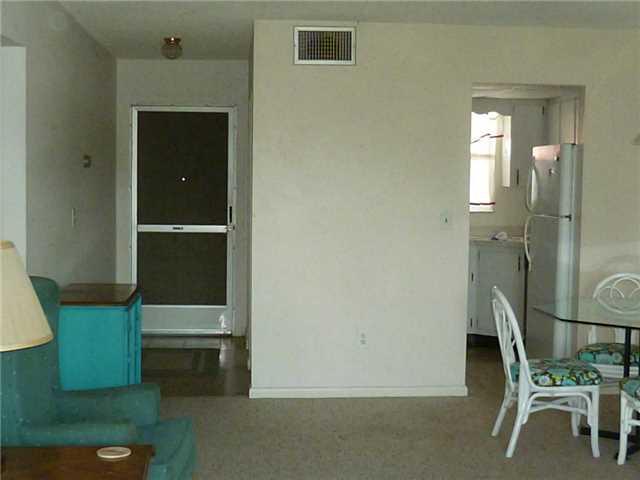 1971 Southwest Palm City Road, Unit 36H Stuart, FL 34994 - Photo 2 of 24 Gallery Image 2