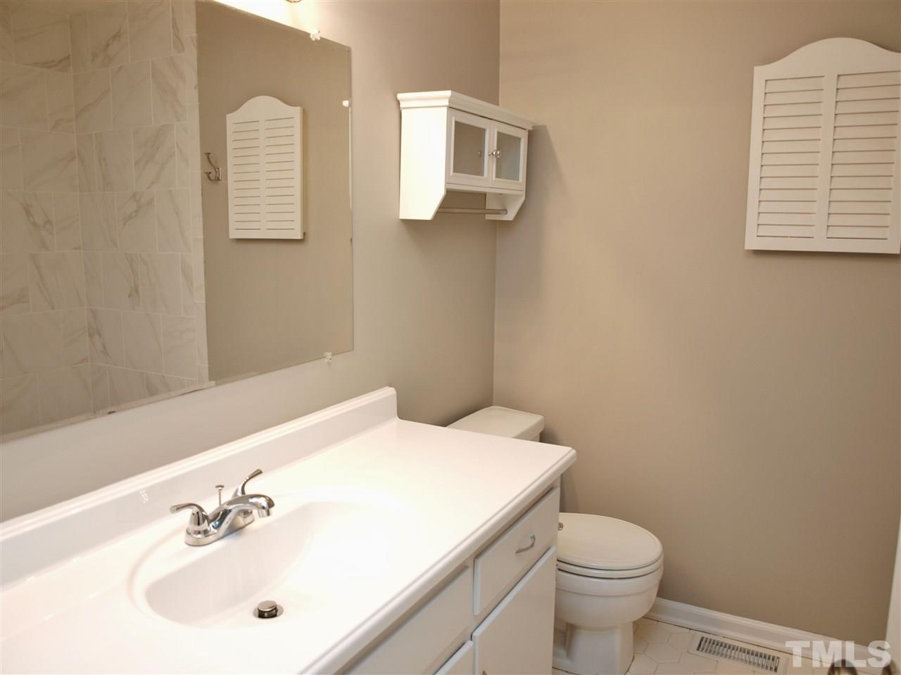 1533 Edgeside Court Raleigh, NC 27609 - Photo 14 of 22