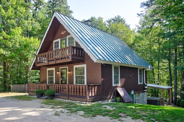 $445,000 | 10 Alexander Avenue, Madison, NH 03875