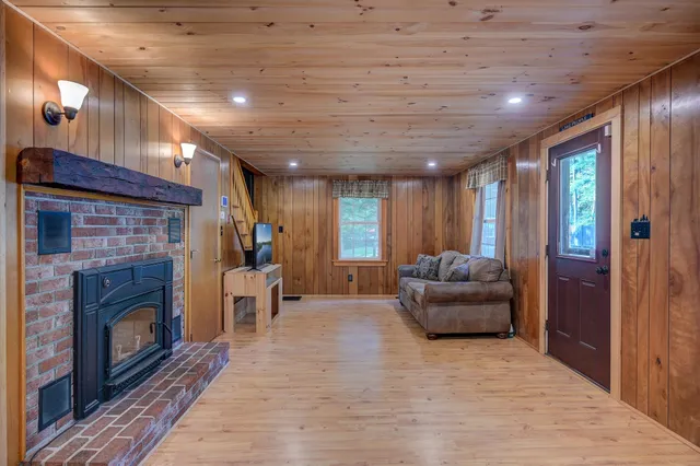 $445,000 | 10 Alexander Avenue, Madison, NH 03875