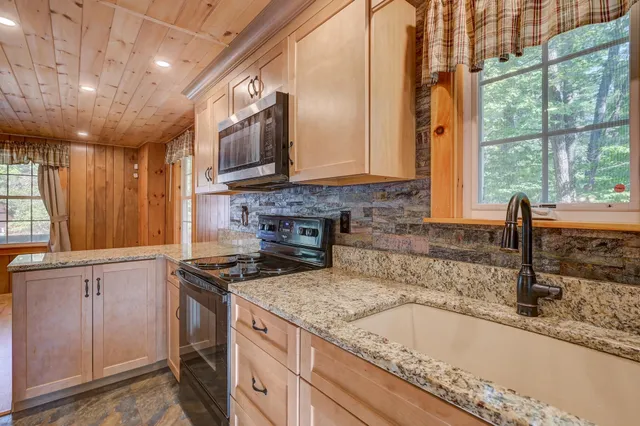 $445,000 | 10 Alexander Avenue, Madison, NH 03875
