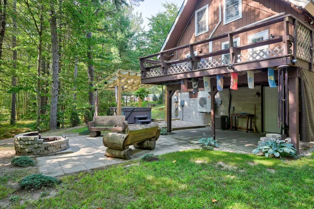 $445,000 | 10 Alexander Avenue, Madison, NH 03875