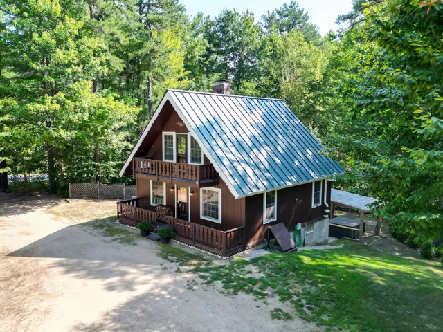 $445,000 | 10 Alexander Avenue, Madison, NH 03875