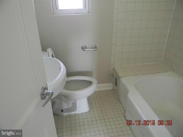 11908 Centerhill Street Silver Spring, MD 20902 - Photo 14 of 18 Bath