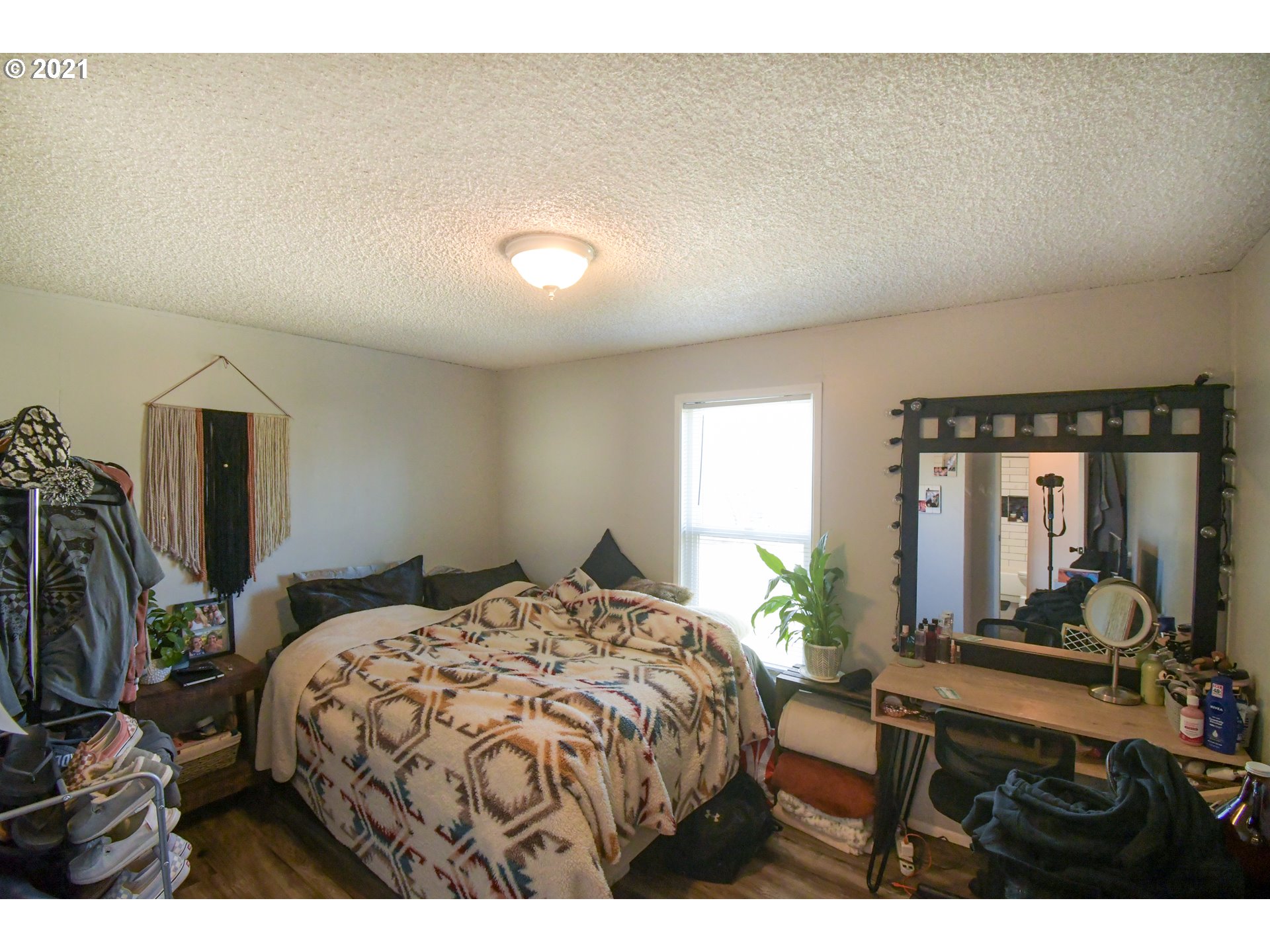 691 Lochaven Avenue Springfield, OR 97477 - Photo 17 of 22