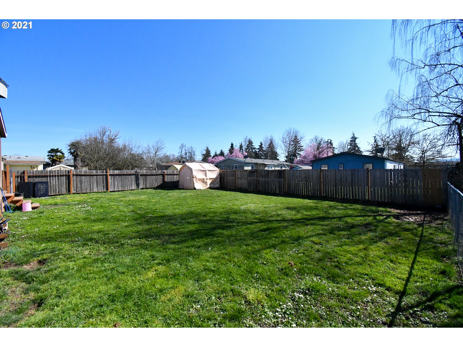 691 Lochaven Avenue Springfield, OR 97477 - Photo 21 of 22
