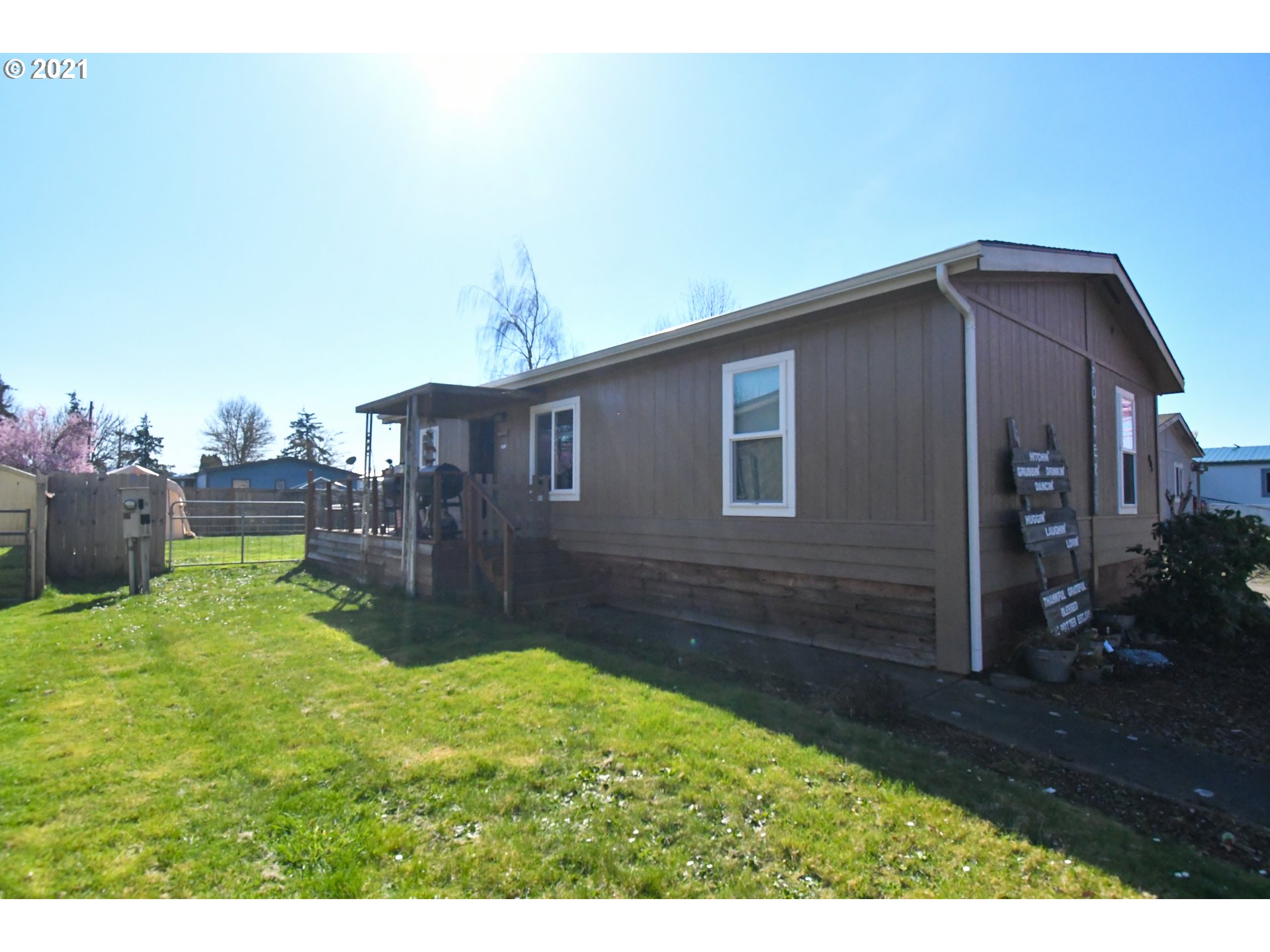 691 Lochaven Avenue Springfield, OR 97477 - Photo 22 of 22