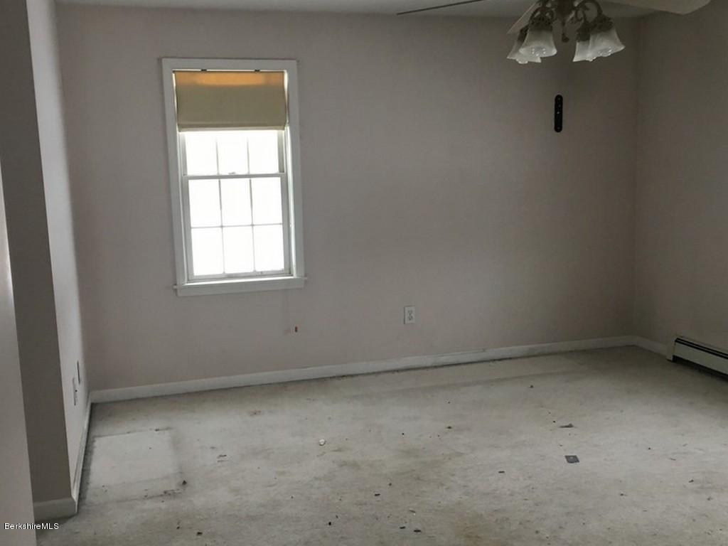 866 Notch Road Cheshire, MA 01225 - Photo 14 of 24 IMG_1031
