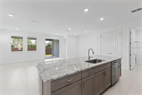 $251,880 | 3210 Northwest 52nd Avenue Road, Ocala, FL 34482