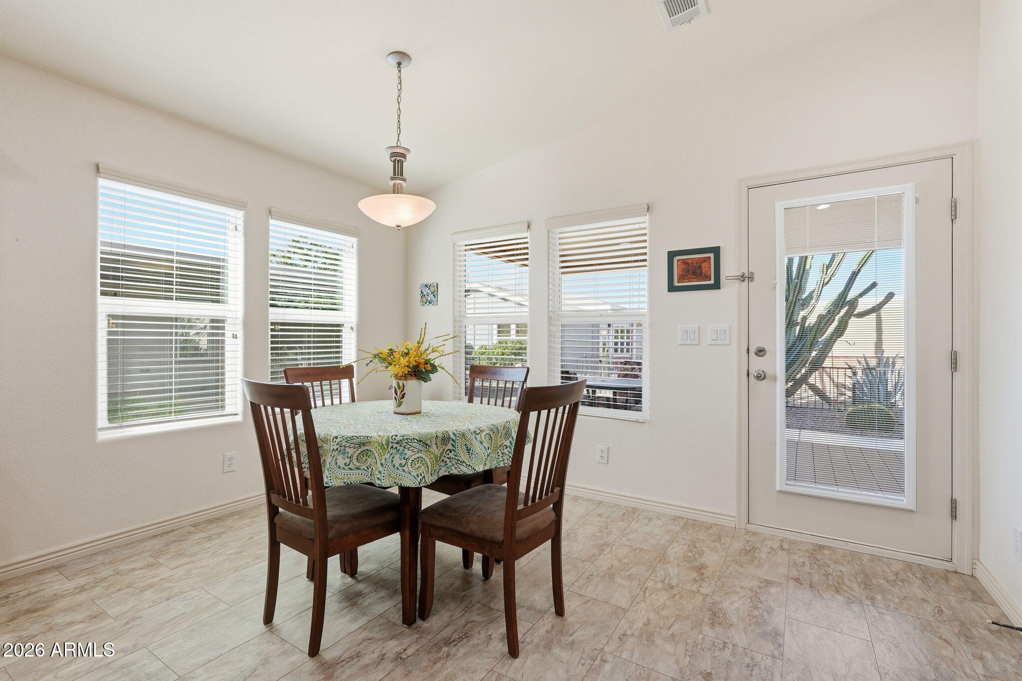 2263 North Trekell Road, Unit 90 Casa Grande, AZ 85122 - Photo 10 of 29 Dining