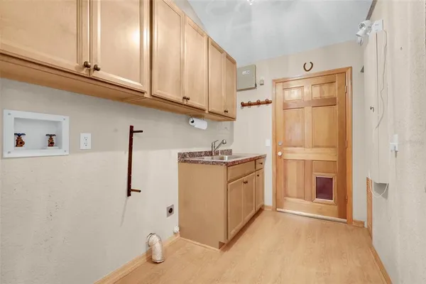 $390,000 | 1207 Overlook Road, Eustis, FL 32726