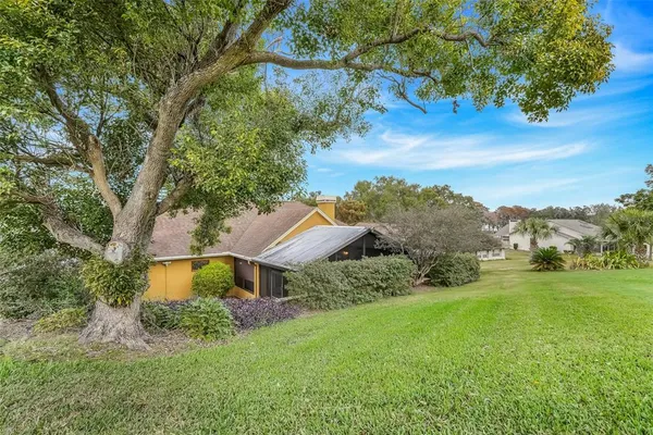 $390,000 | 1207 Overlook Road, Eustis, FL 32726