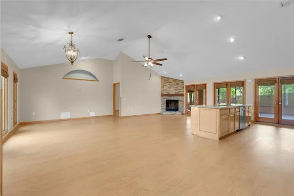 $390,000 | 1207 Overlook Road, Eustis, FL 32726