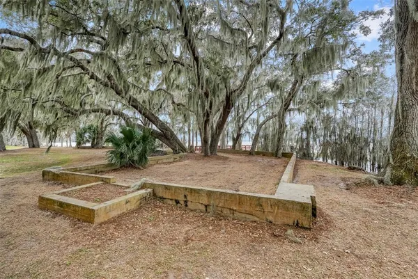 $390,000 | 1207 Overlook Road, Eustis, FL 32726