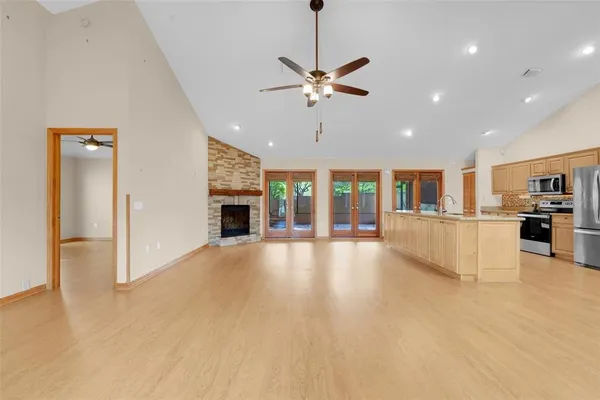 $390,000 | 1207 Overlook Road, Eustis, FL 32726