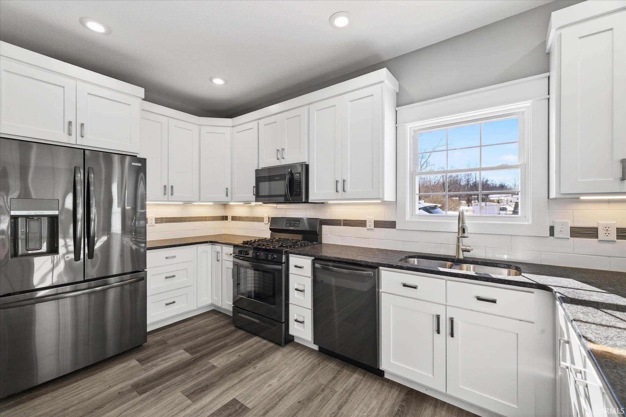 5735 South Fairfax Road Bloomington, IN 47401 - Photo 7 of 36