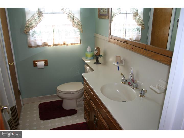 512 Vernon Road Springfield, PA 19064 - Photo 19 of 24 Bathroom