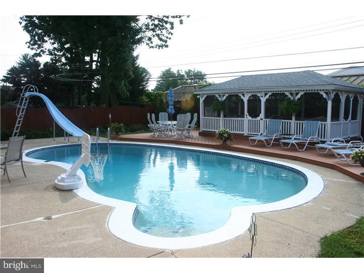 512 Vernon Road Springfield, PA 19064 - Photo 20 of 24 Pool
