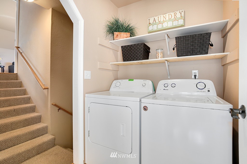 2023 237th Street Southeast Bothell, WA 98021 - Photo 14 of 25