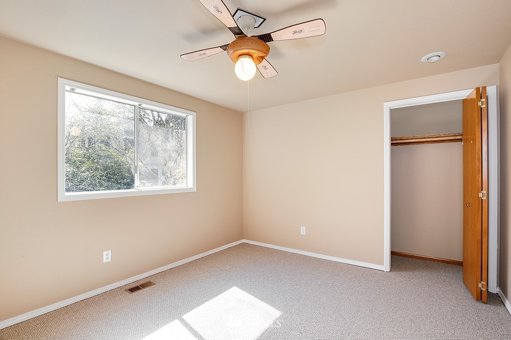 2023 237th Street Southeast Bothell, WA 98021 - Photo 20 of 25