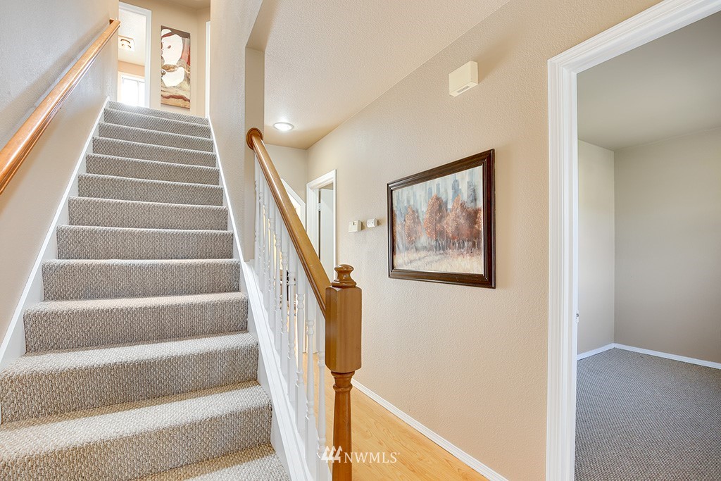 2023 237th Street Southeast Bothell, WA 98021 - Photo 3 of 25