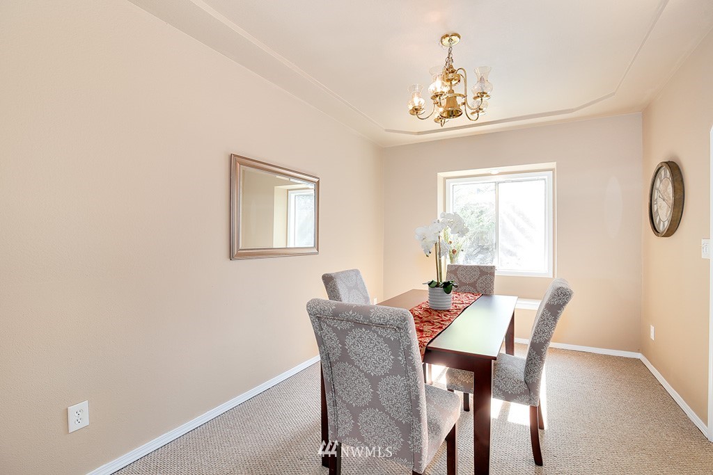 2023 237th Street Southeast Bothell, WA 98021 - Photo 6 of 25