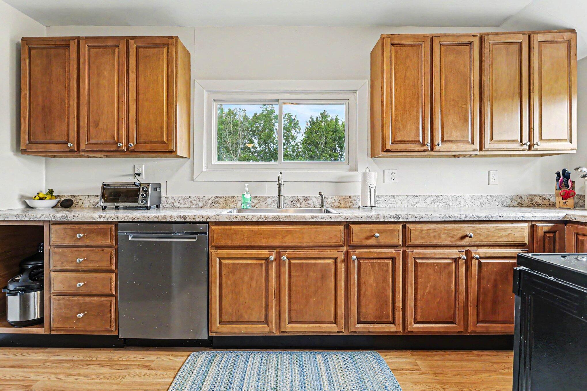 7222 Hollywood Road Berrien Springs, MI 49103 - Photo 13 of 28 011_file_5529