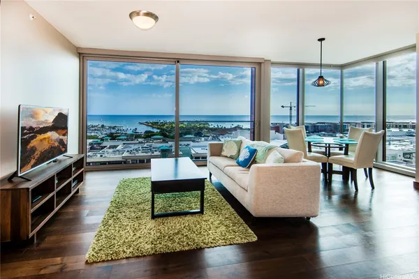 $9,500 | 1555 Kapiolani Boulevard, Unit 1507, Honolulu, HI 96814
