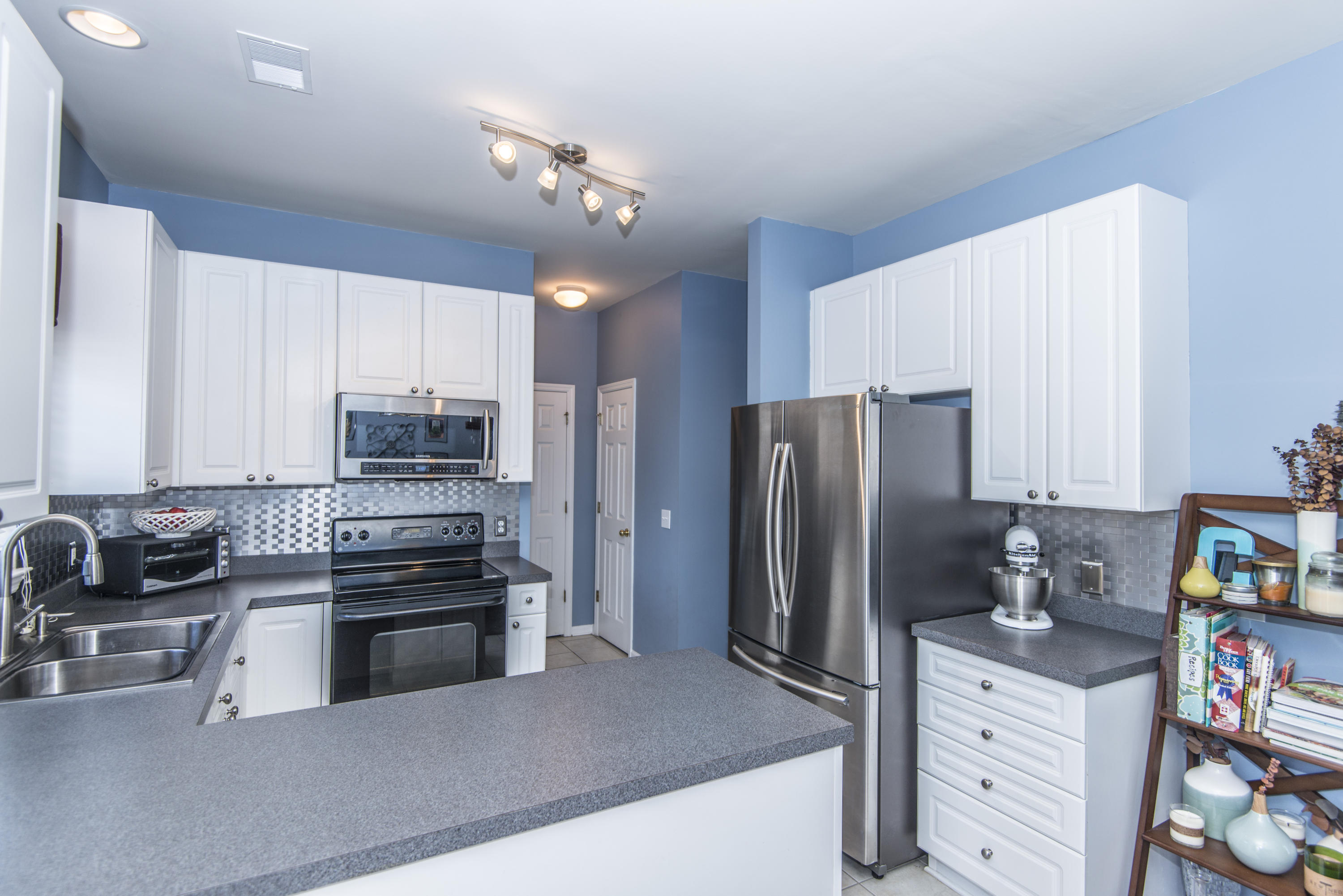 744 Bent Hickory Road Charleston, SC 29414 - Photo 9 of 58 _DSC3575