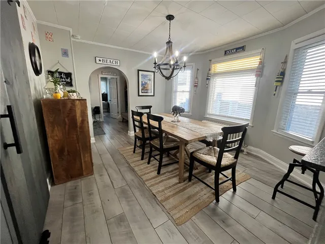 $6,000 | 16 Vaughan Avenue, Unit 1, Newport, RI 02840