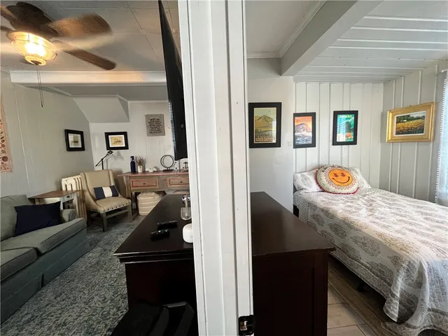 $6,000 | 16 Vaughan Avenue, Unit 1, Newport, RI 02840