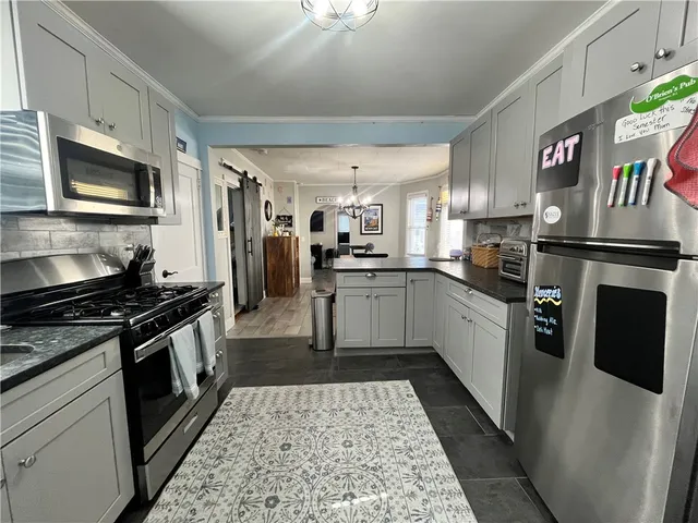 $6,000 | 16 Vaughan Avenue, Unit 1, Newport, RI 02840