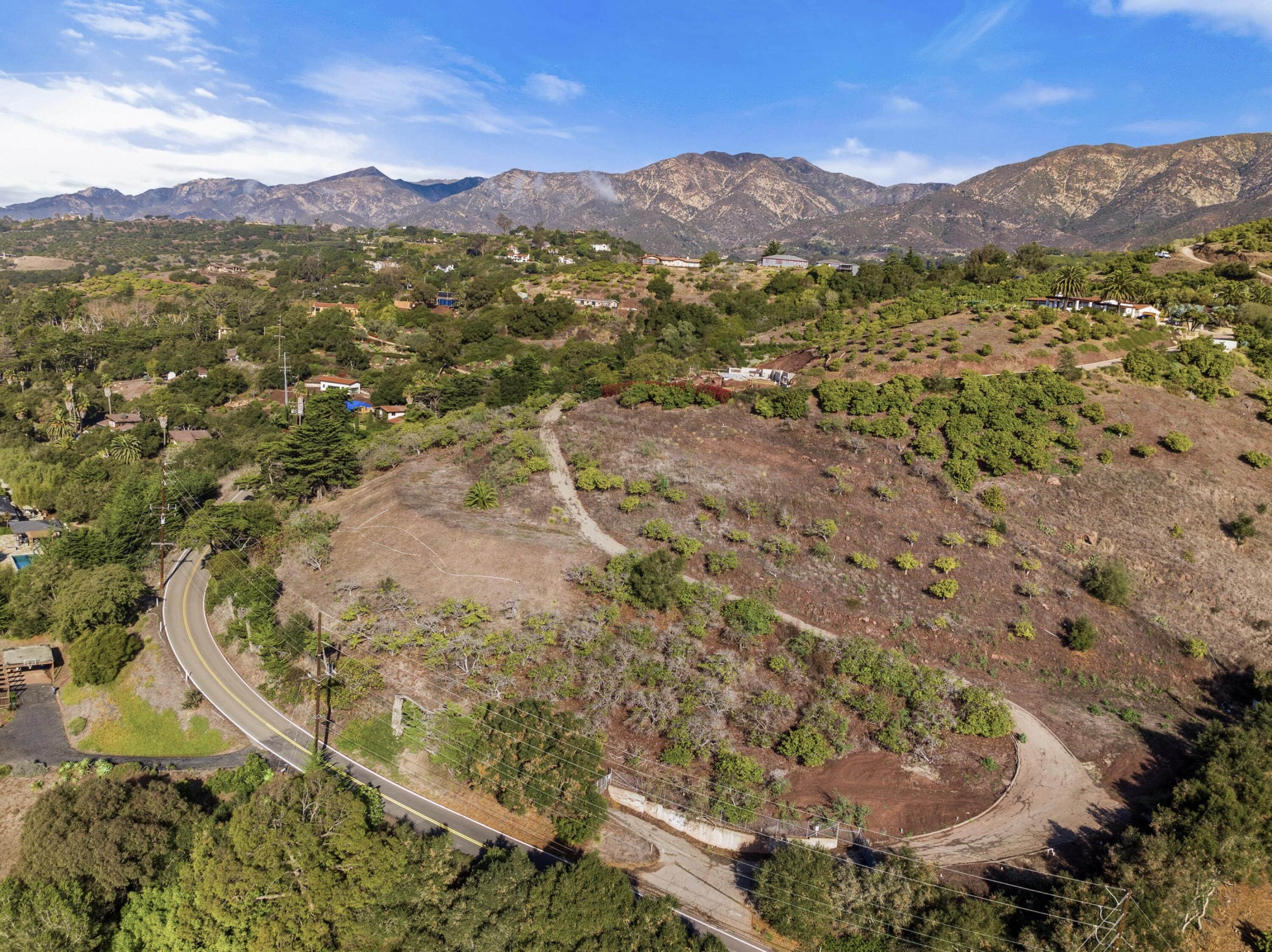 3080 Foothill Road Carpinteria, CA 93013 - Photo 13 of 16 13