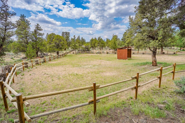 64565 McGrath Road Bend, OR 97701 - Photo 27 of 29 Gallery Image 27