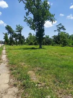 $499,000 | Moeling St Lake, Lake Charles, LA 70601