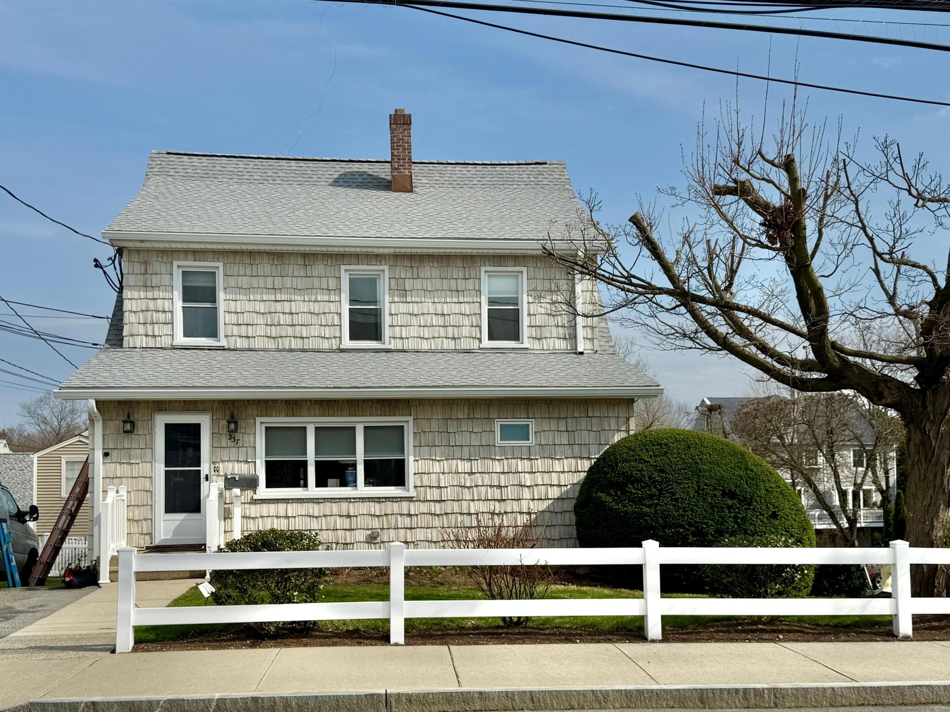 237 Hamilton Avenue Greenwich, CT 06830 - Photo 1 of 1 Renovated 2nd Floor Apartment