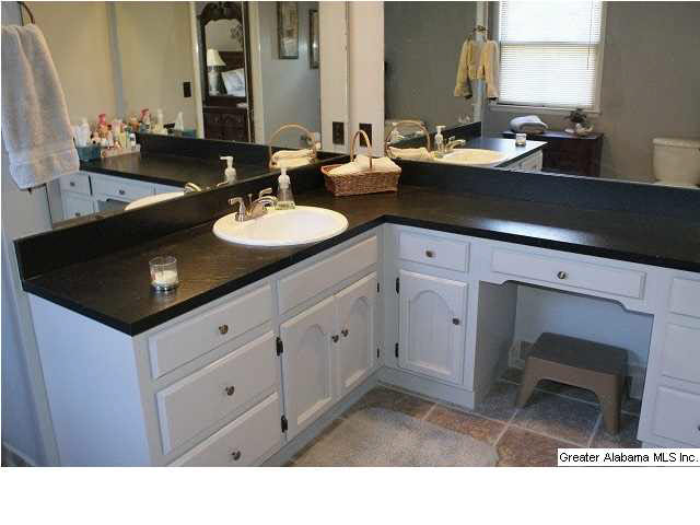 1810 Catala Road Birmingham, AL 35216 - Photo 16 of 24